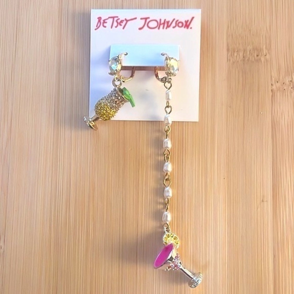 Brand New Betsey Johnson Tropical Margarita Mismatched Drop Cocktail Earrings